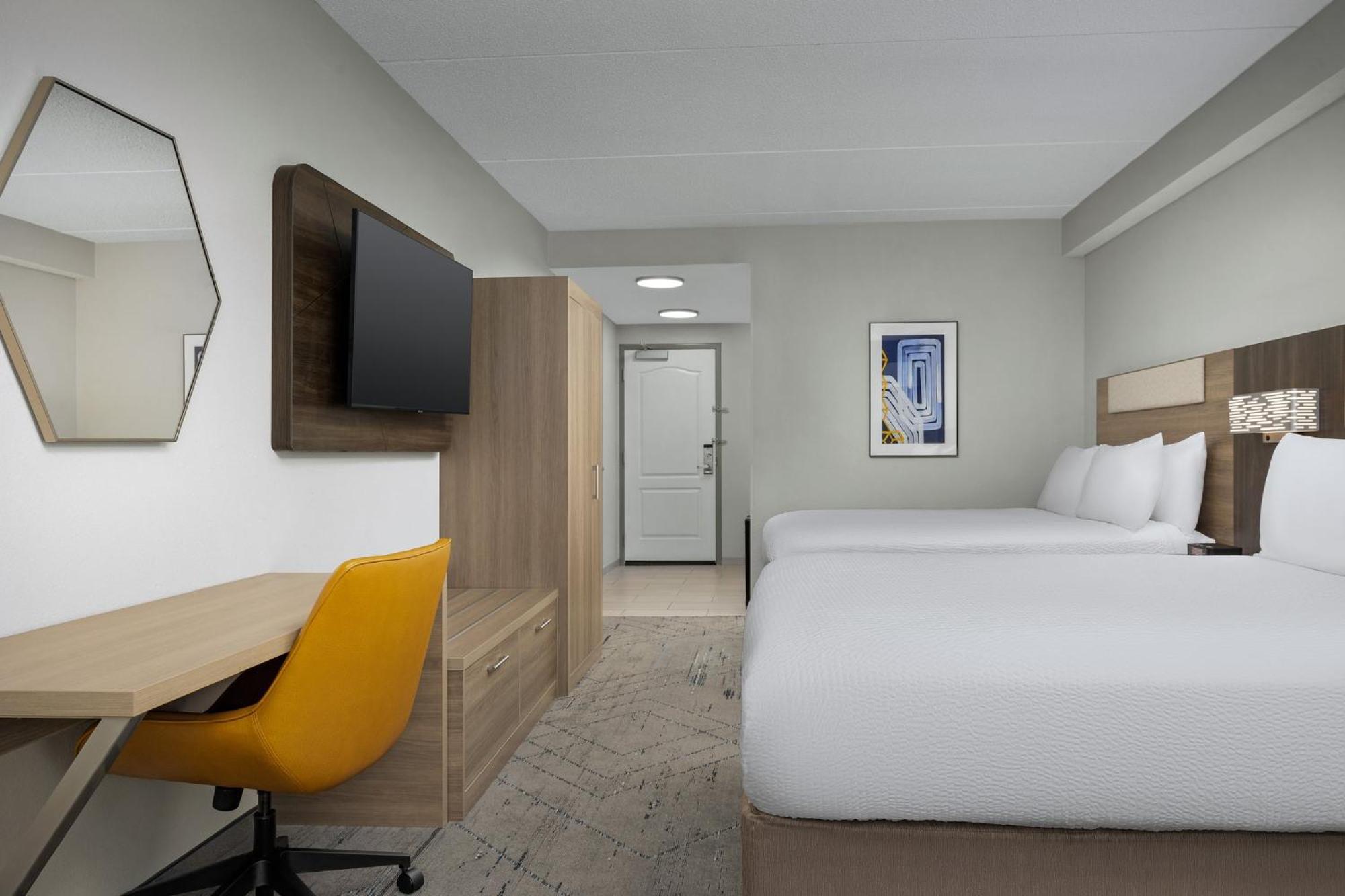 Holiday Inn Express Hotel & Suites Greensboro - Airport Area By Ihg Extérieur photo