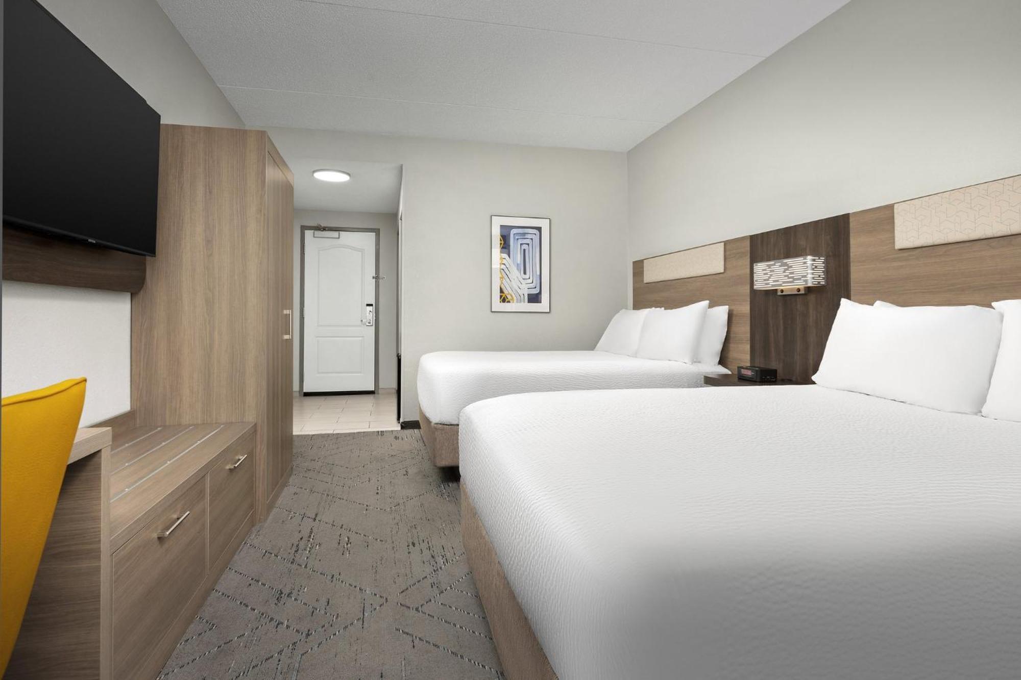 Holiday Inn Express Hotel & Suites Greensboro - Airport Area By Ihg Extérieur photo