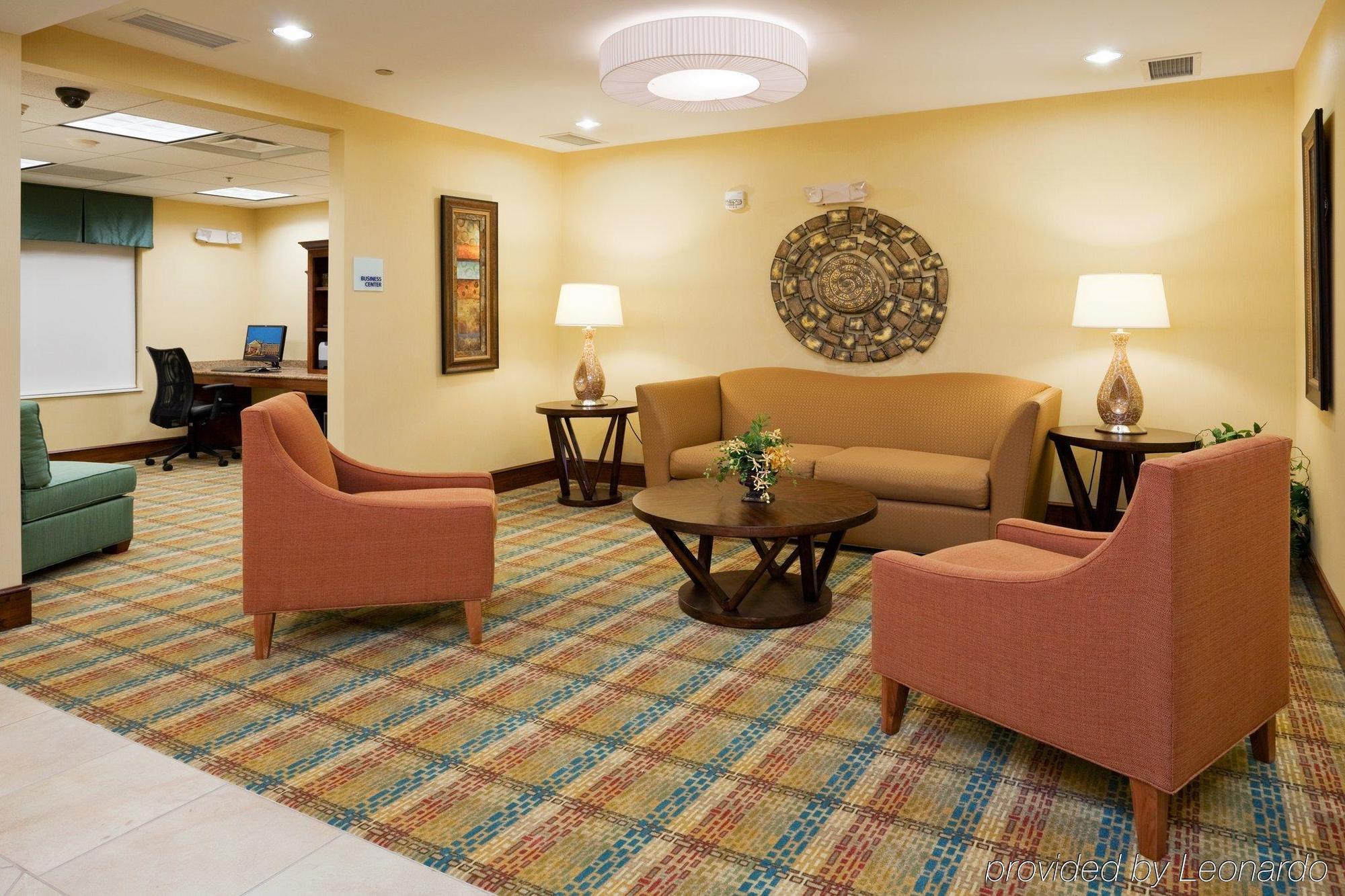 Holiday Inn Express Hotel & Suites Greensboro - Airport Area By Ihg Extérieur photo