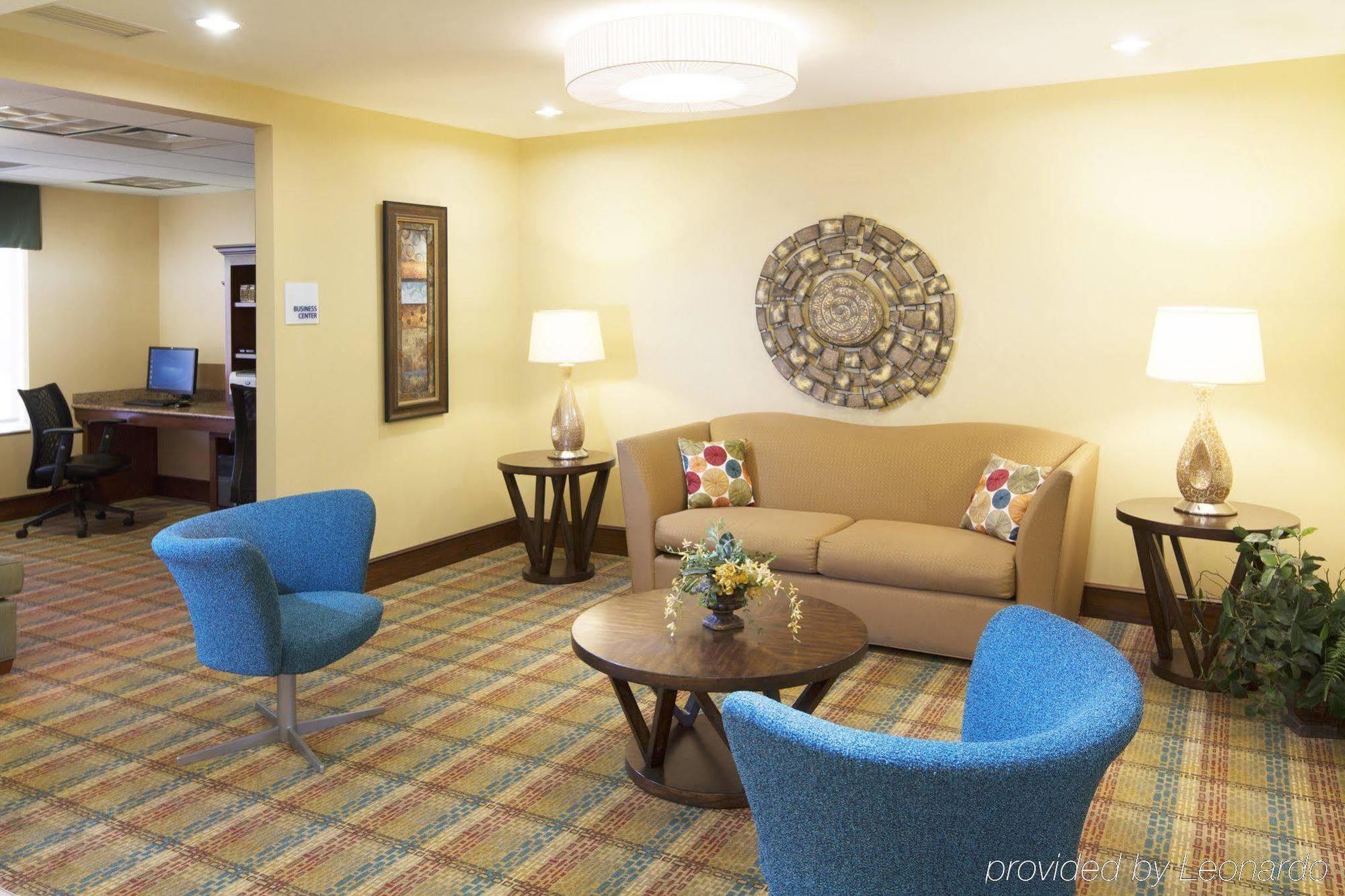 Holiday Inn Express Hotel & Suites Greensboro - Airport Area By Ihg Extérieur photo